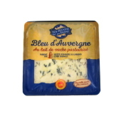 Bleu d’Auvergne* – Ser podpuszczkowy dojrzewający z przerostem niebieskiej pleśni, z mleka pasteryzowanego.
Ser wyprodukowany w Owernii.
*Chroniona Nazwa Pochodzenia.